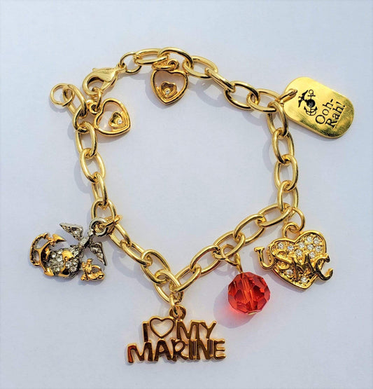 7 Piece Charm Bracelet Gold